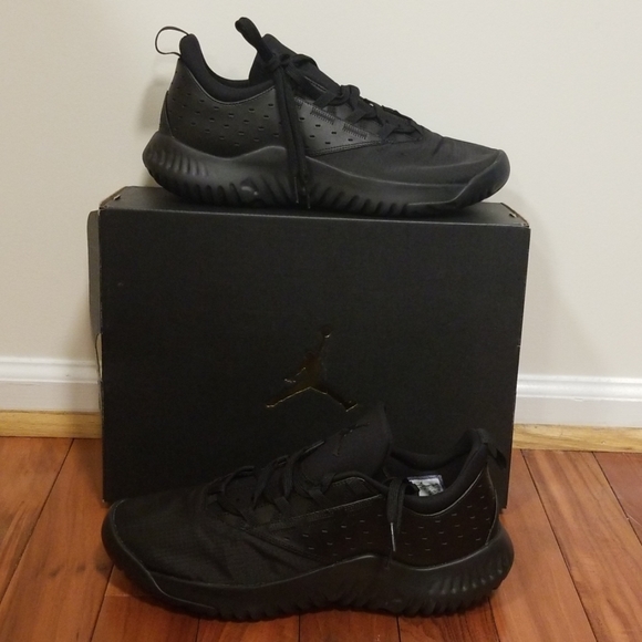 jordan proto lyte black